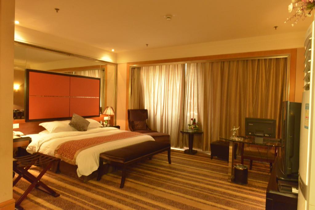 Sprot-Life Garden Hotel Wuhan Exterior foto